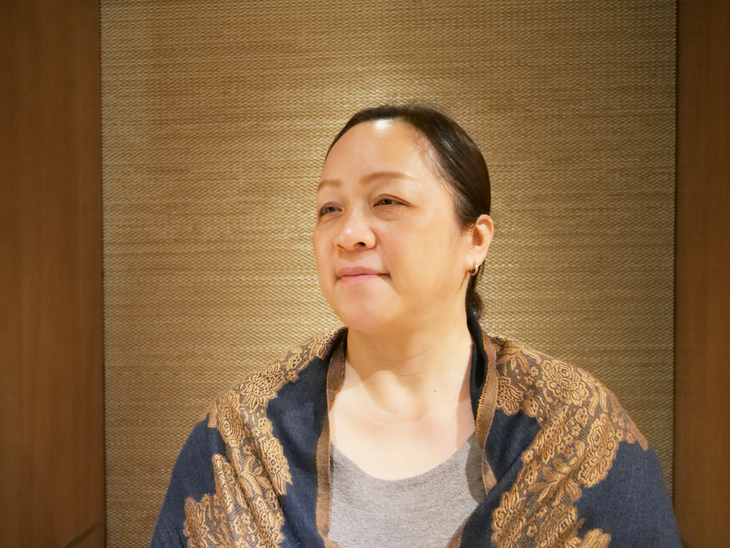 慈敬（Jikyo）｜内閣府認定心理カウンセラー・共同代表。慈愛と神の愛で、傷ついた魂に深く寄り添う。